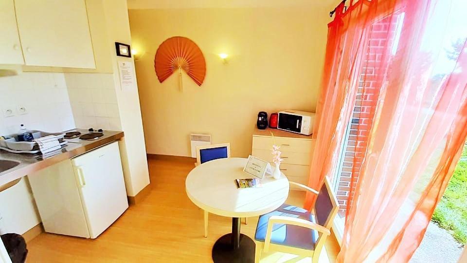 Cintray Parc Residence Breteuil-sur-Iton Екстер'єр фото